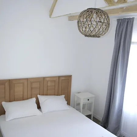 Casa Apusul Soarelui בית הארחה